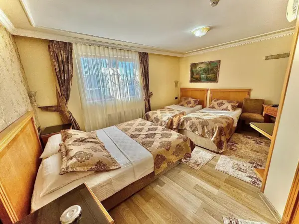 Grand Papirus Hotel 4